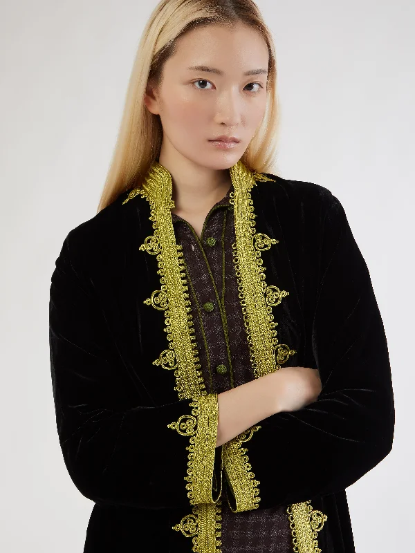 Moroccan velvet coat Collared Crew Neck Turtle Neck